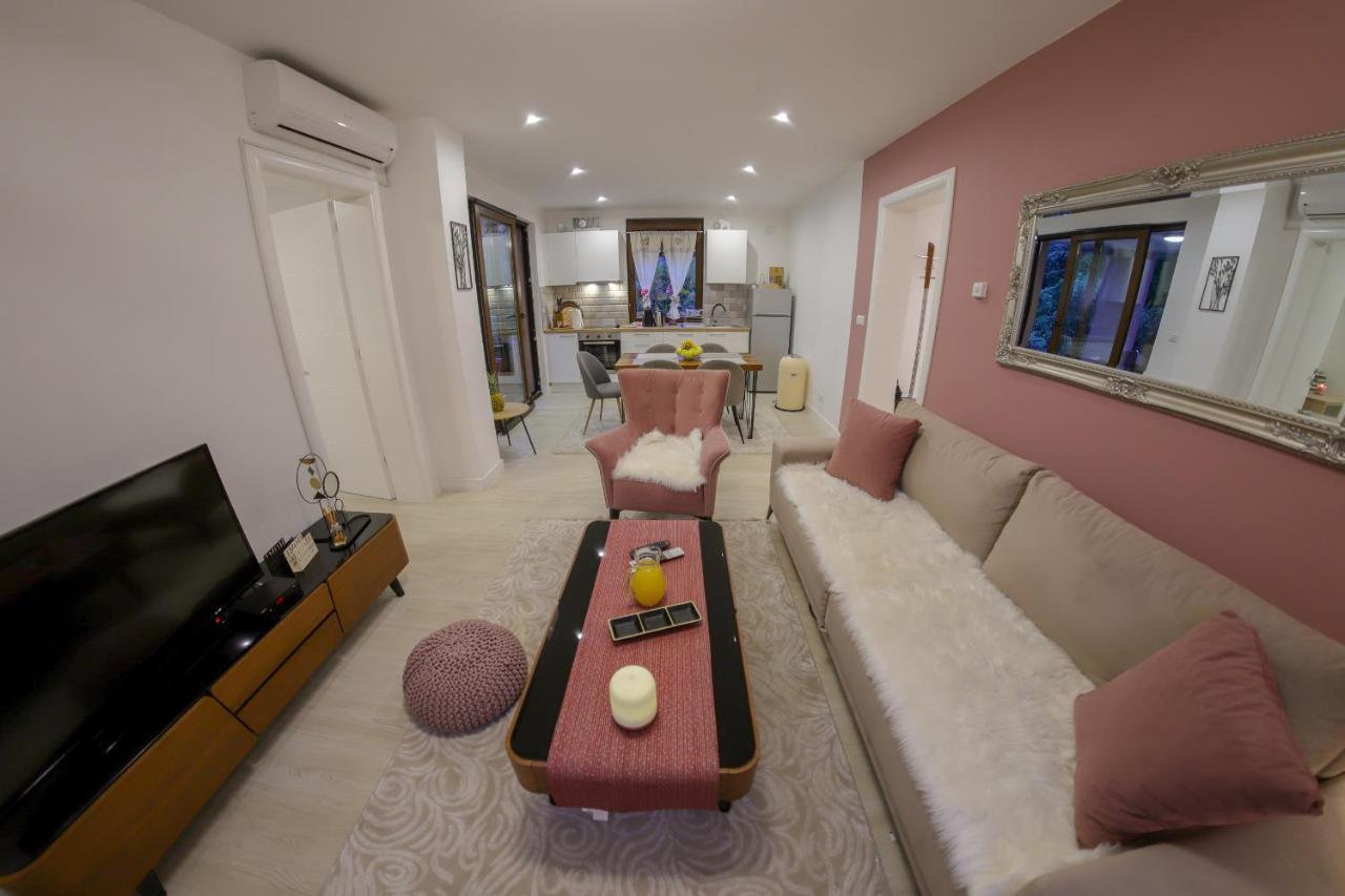 Apartments Edy Bihac Luaran gambar